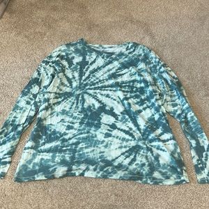 Long sleeve shirt, like new